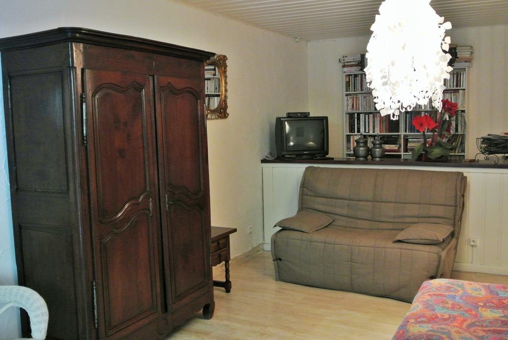 Chambres D'Hotes Saint Alexandre La Rouviere Rum bild